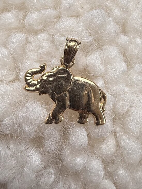 14K Gold Elephant Heart Charm Pendant with 0.8mm Box Chain  14K Yellow Gold Elephant Pendant With 0.8mm Box Chain - 24 inch
